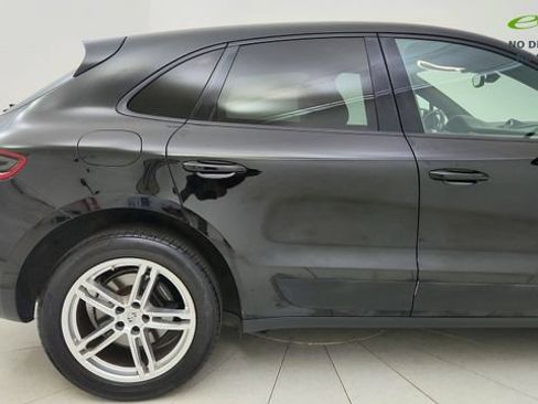 Used 2018 Porsche Macan AWD/4WD image 7
