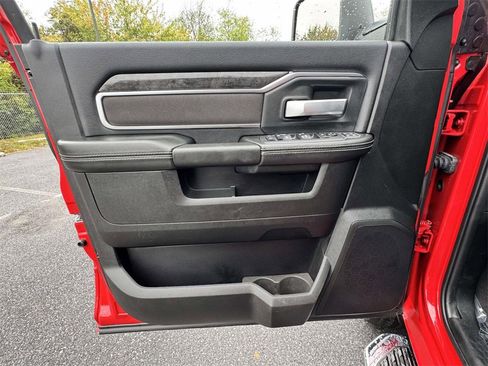 Used 2024 RAM 2500 Big Horn w/ Bed Utility Group image 25