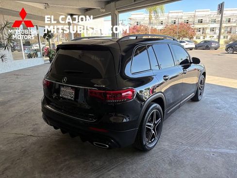 Used 2022 Mercedes-Benz GLB 250 4MATIC image 3
