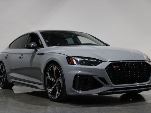 Used 2022 Audi RS 5 Sportback w/ Black Optic Carbon Package image 5