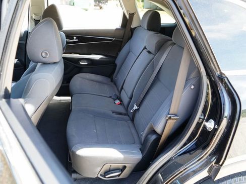 Used 2019 Kia Sorento L FWD image 9