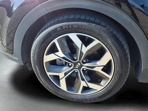 Used 2022 Kia Sportage EX image 19
