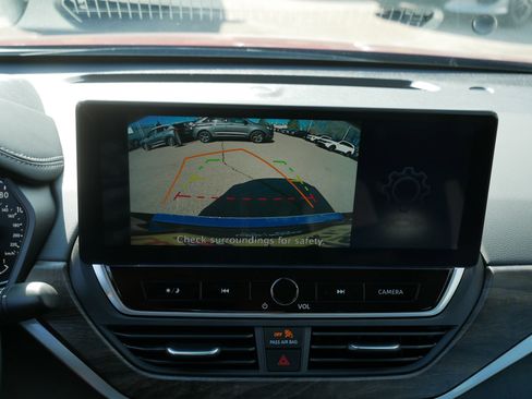 Certified 2023 Nissan Altima 2.5 SV w/ SV Premium Package image 27