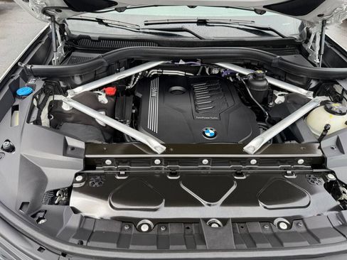 Used 2021 BMW X7 xDrive40i w/ M Sport Package image 37