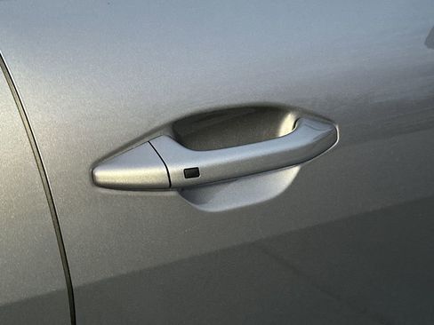 New 2025 Kia K4 LXS image 7