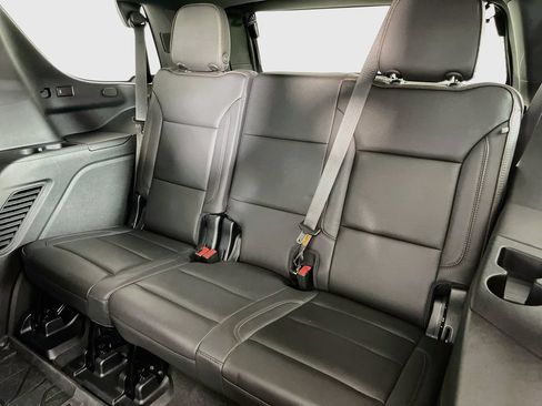 Used 2023 Chevrolet Tahoe High Country w/ Advanced Technology Package AWD/4WD image 12