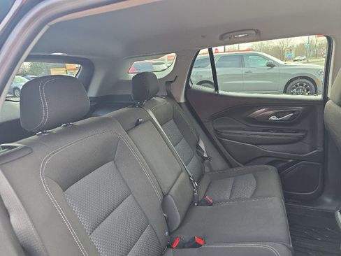 Used 2023 GMC Terrain SLE w/ Driver Convenience Package image 44