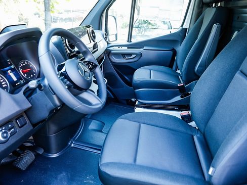 New 2026 Mercedes-Benz Sprinter 2500 image 16