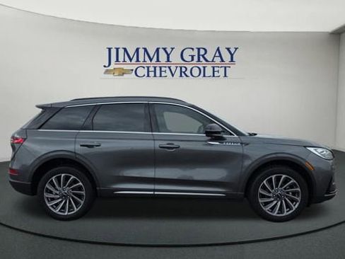 Used 2025 Lincoln Corsair Reserve w/ Equipment Group 202A image 6