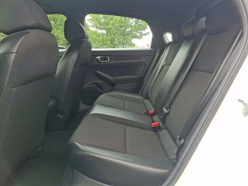 Used 2023 Honda Civic Sport image 11