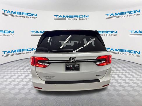 Used 2022 Honda Odyssey Touring image 4
