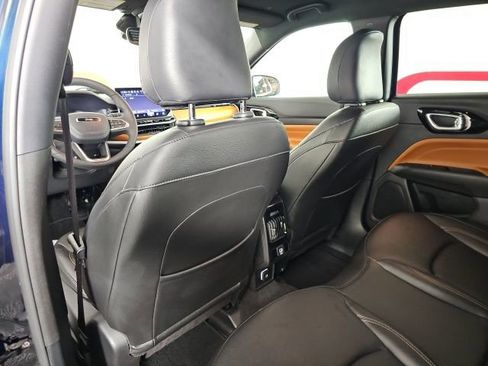 Certified 2024 Jeep Compass Limited image 16