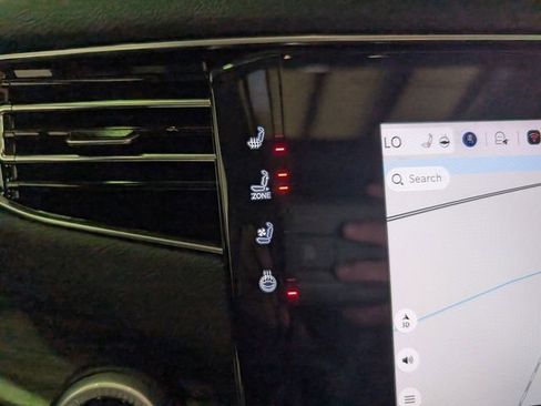 Used 2024 Jeep Wagoneer L Series III w/ Premium Group I image 23