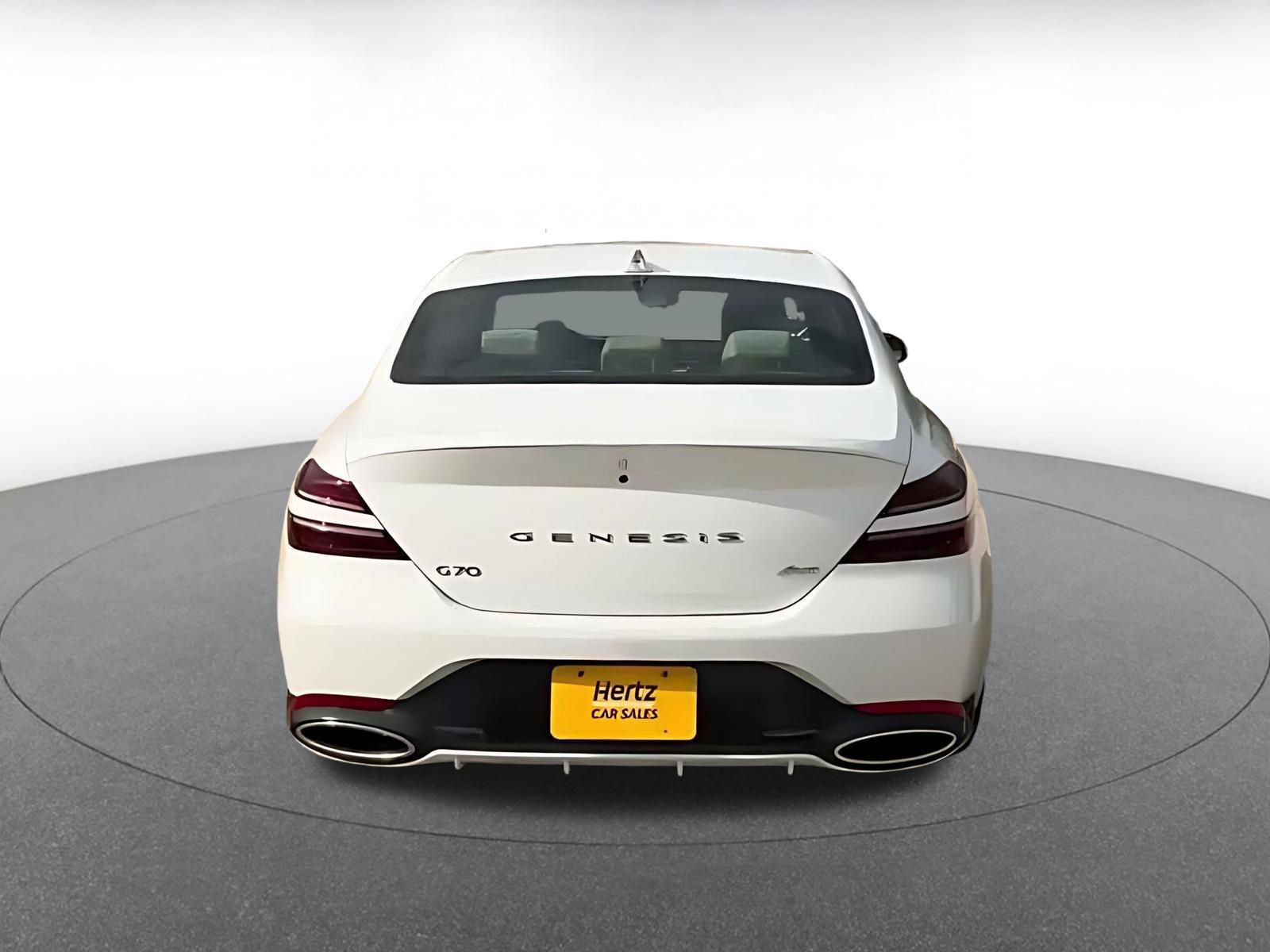 Used 2025 Genesis G70 2.5T AWD/4WD image 13