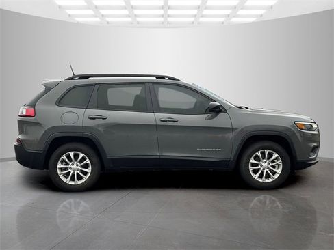 Certified 2022 Jeep Cherokee Latitude Lux image 8
