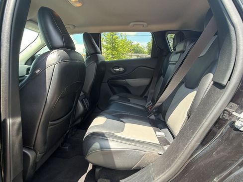 Used 2014 Jeep Cherokee Limited FWD image 15