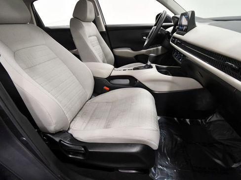 Certified 2023 Honda HR-V LX image 17