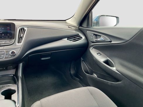 Used 2024 Chevrolet Malibu LT image 23