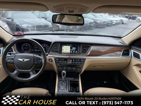 Used 2015 Hyundai Genesis 3.8 w/ Option Group 03 image 25