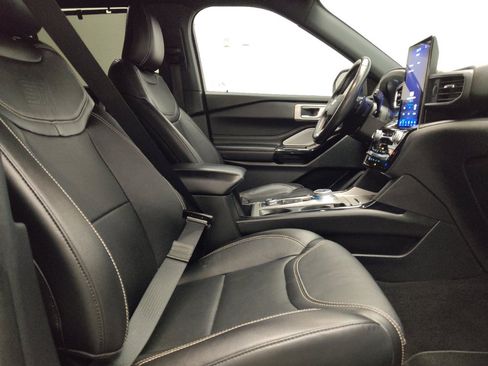 Used 2021 Ford Explorer ST w/ Equipment Group 401A AWD/4WD image 21