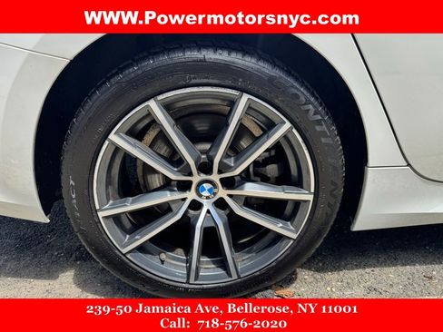 Used 2019 BMW 330i xDrive Sedan w/ Driving Assistance Package AWD/4WD image 16
