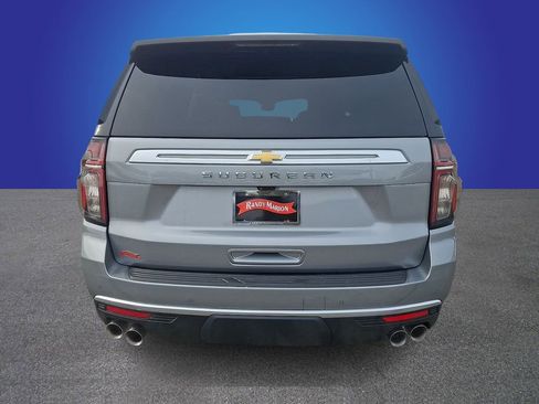Used 2024 Chevrolet Suburban High Country image 5