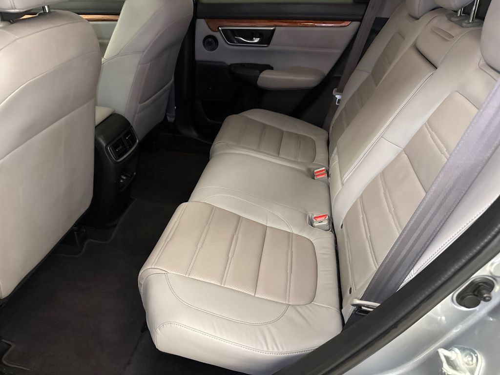Used 2022 Honda CR-V Touring image 18