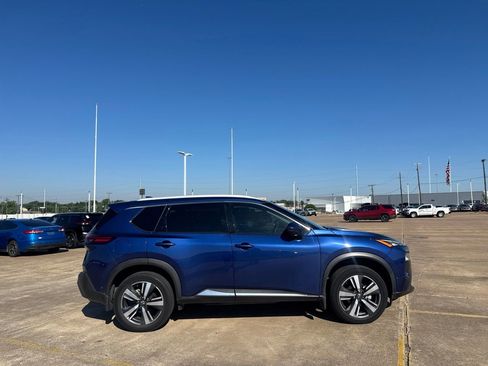 Certified 2023 Nissan Rogue SL w/ SL Premium Package FWD image 22