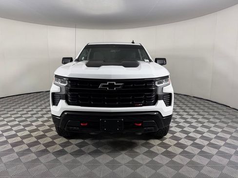 Used 2025 Chevrolet Silverado 1500 LT Trail Boss w/ Protection Package AWD/4WD image 3