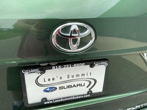 Used 2024 Toyota Highlander Platinum AWD/4WD image 4