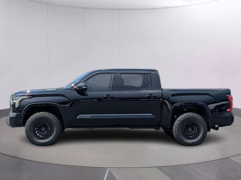 Used 2025 Toyota Tundra Platinum AWD/4WD image 4