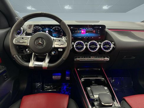 Used 2022 Mercedes-Benz GLA 45 AMG 4MATIC image 30