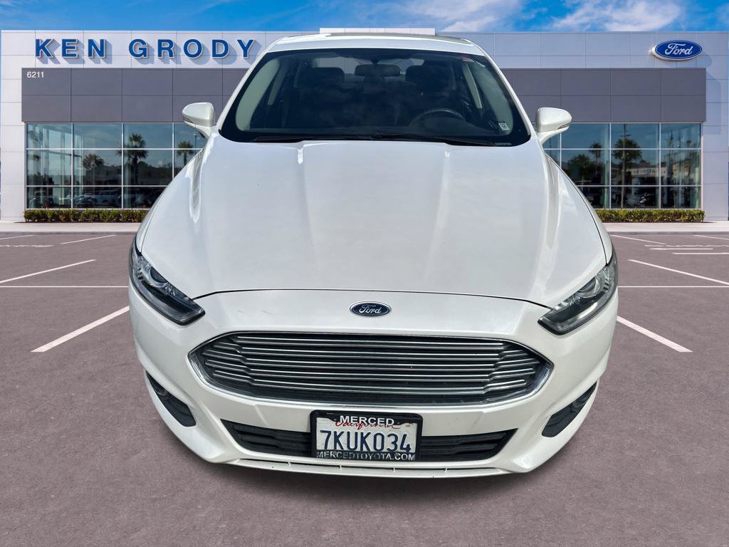 Used 2015 Ford Fusion SE w/ Equipment Group 201A FWD image 3