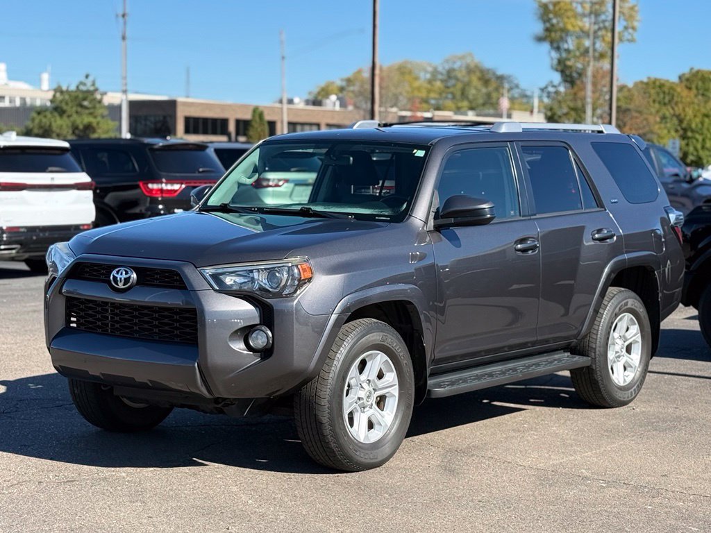 Used 2016 Toyota 4Runner SR5 AWD/4WD image 33