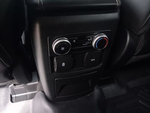 Used 2023 Ford Explorer XLT w/ Equipment Group 202A AWD/4WD image 19