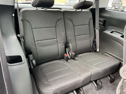 Used 2019 GMC Acadia SLE image 22