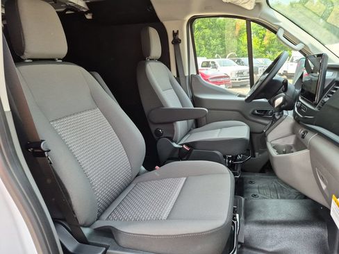 New 2026 Ford Transit 250 Low Roof w/ Load Area Protection Package RWD image 24