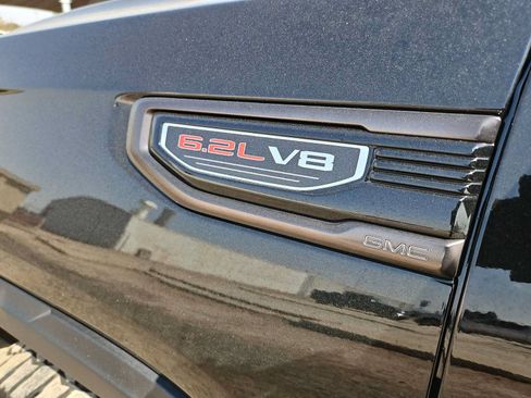 Used 2023 GMC Sierra 1500 AT4X w/ AT4X AEV Edition AWD/4WD image 11