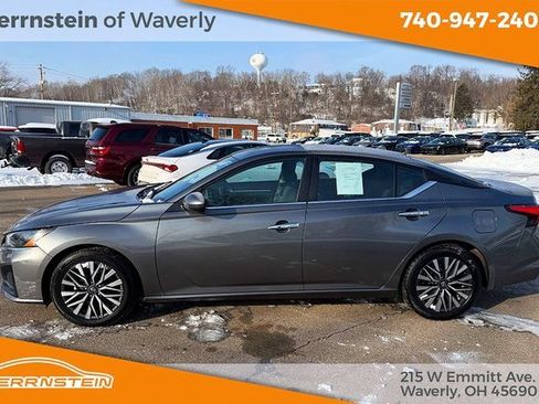 Used 2023 Nissan Altima 2.5 SV image 4