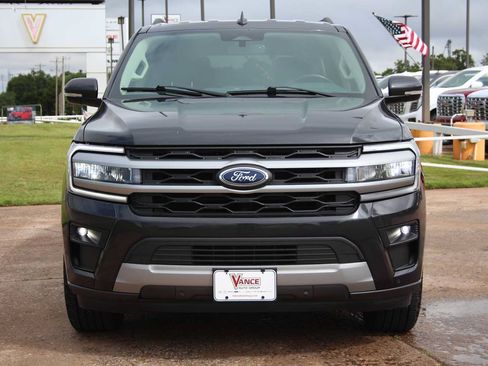 Used 2022 Ford Expedition XLT RWD image 3