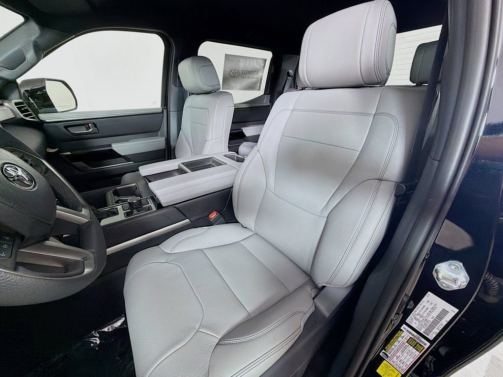 New 2026 Toyota Tundra Limited AWD/4WD image 11