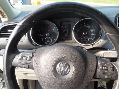 Used 2014 Volkswagen Jetta TDI FWD image 34