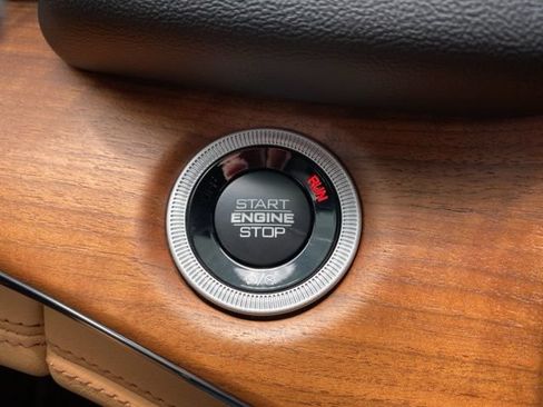 Used 2025 Jeep Grand Cherokee L Summit AWD/4WD image 7