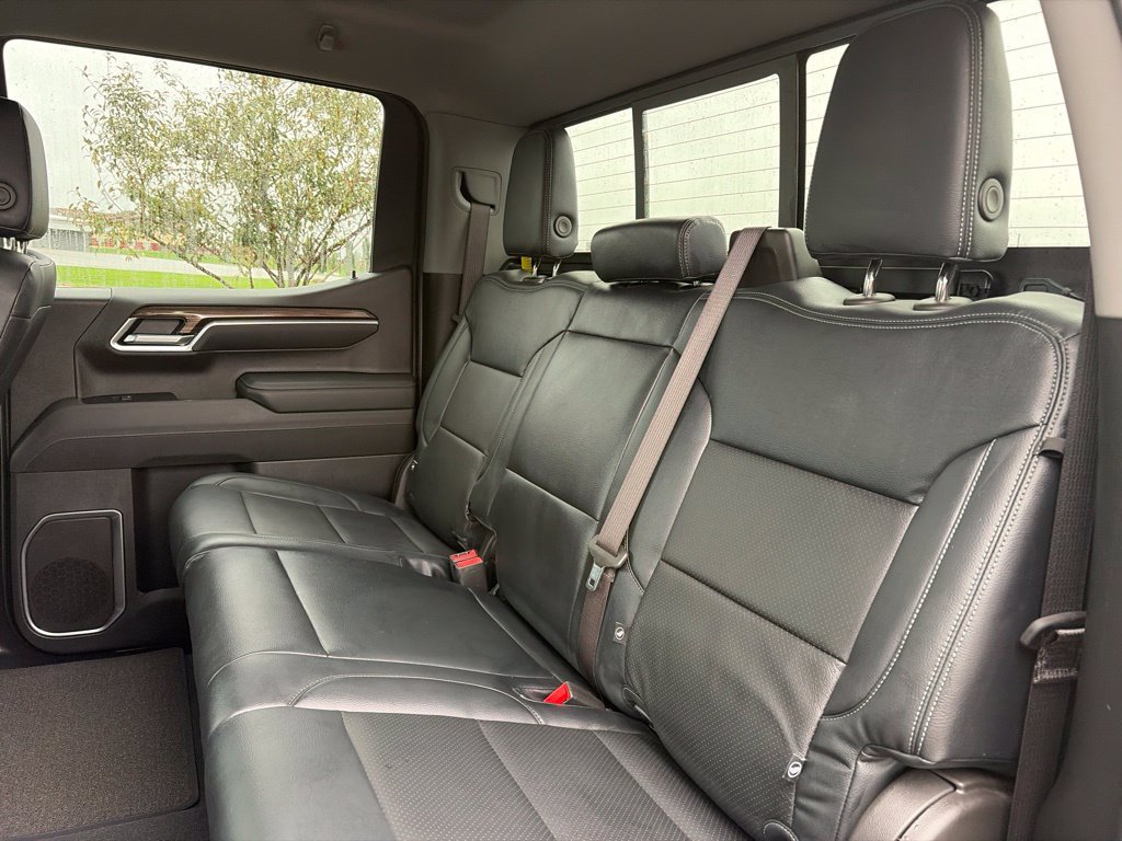 Used 2025 Chevrolet Silverado 1500 RST AWD/4WD image 38
