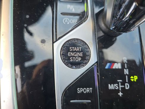 Used 2020 BMW X7 M50i image 17