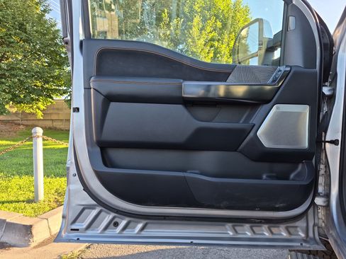 Used 2022 Ford F150 Platinum w/ Equipment Group 701A High AWD/4WD image 15