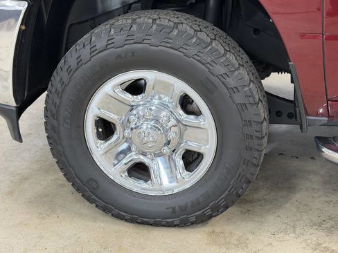 Used 2021 RAM 2500 Big Horn image 19