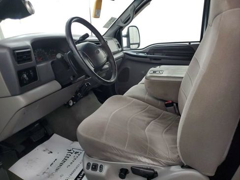 Used 1999 Ford F250 XLT AWD/4WD image 4