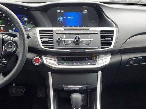 Used 2014 Honda Accord Hybrid Sedan image 12