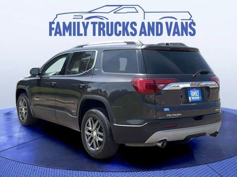 Used 2017 GMC Acadia SLT image 3